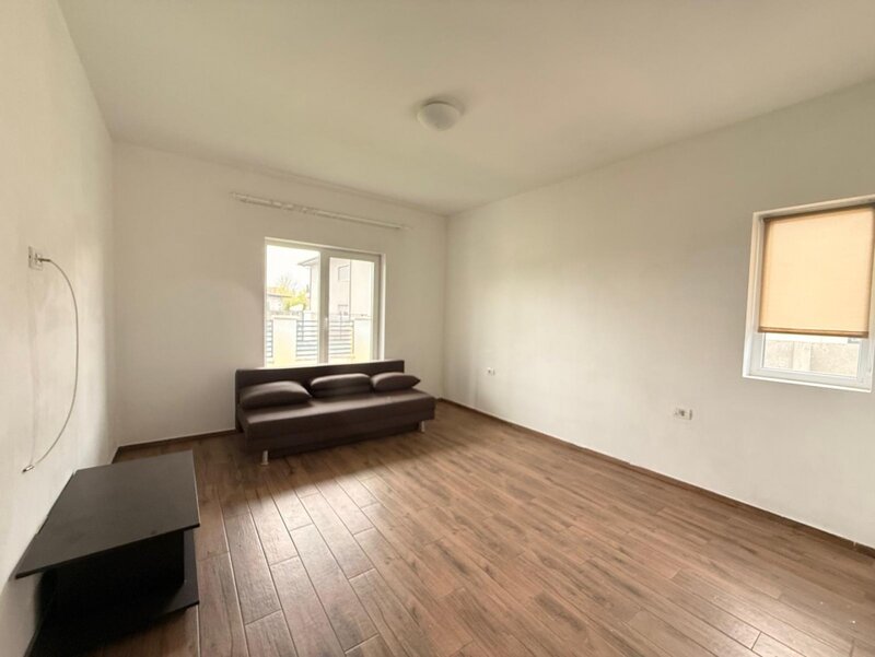 Casa individuala de vanzare in Sacalaz, suprafata totala 221 mp