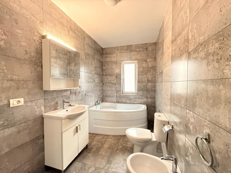 Casa individuala de vanzare in Sacalaz, suprafata totala 221 mp